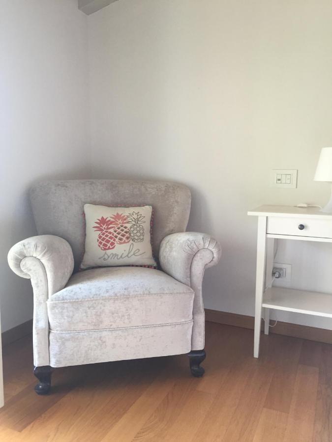 Casa Del Monastero Apartment Полпенаце дел Гарда Екстериор снимка