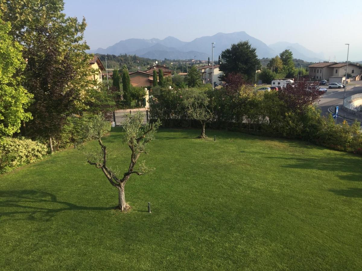 Casa Del Monastero Apartment Полпенаце дел Гарда Екстериор снимка