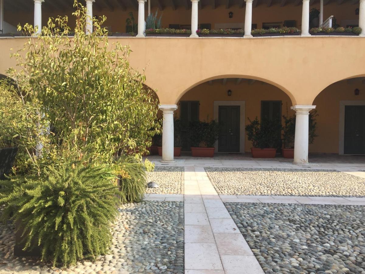 Casa Del Monastero Apartment Полпенаце дел Гарда Екстериор снимка