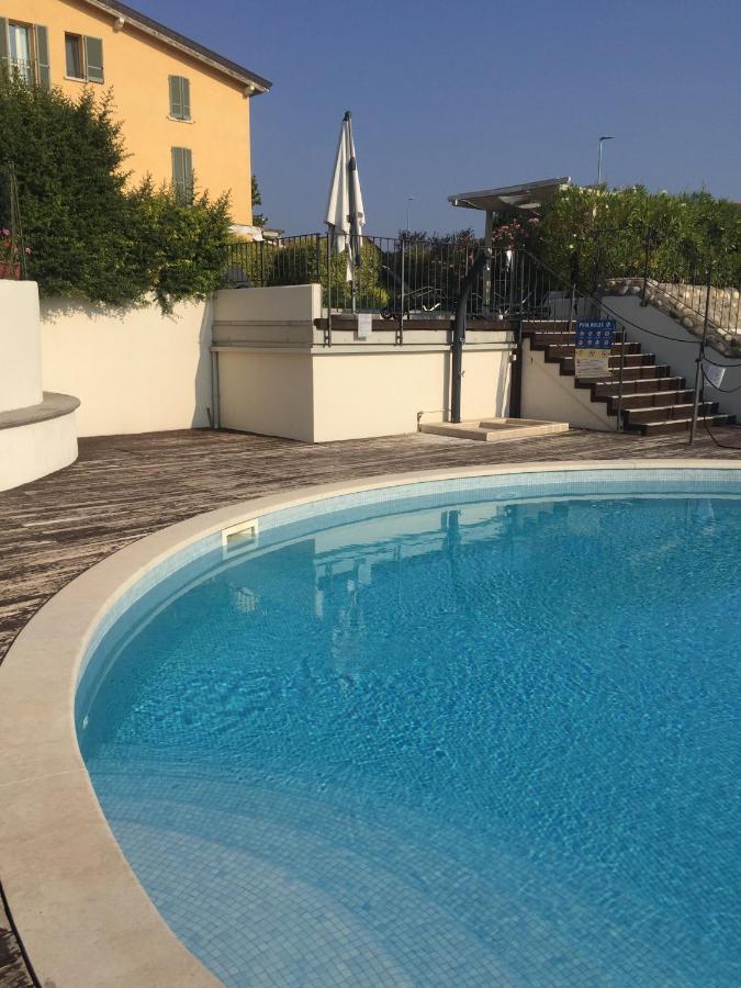 Casa Del Monastero Apartment Полпенаце дел Гарда Екстериор снимка
